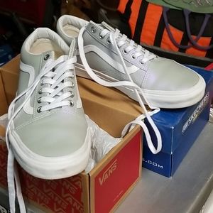 iridescent purple Van's tennis shoes